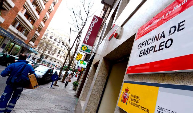 Cómo viajar con trabajo a España en menos de 6 meses: Guía paso a paso para Latinos