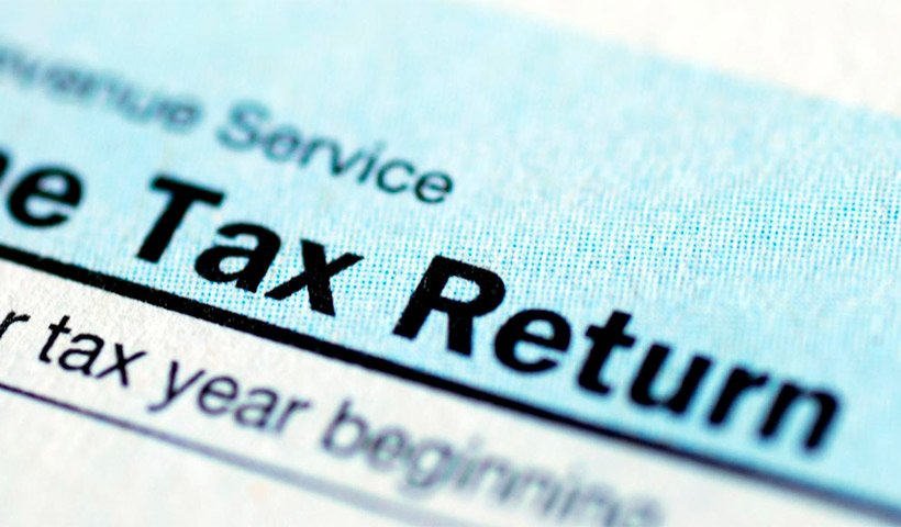 El error de $5,000 que miles de latinos cometieron este abril al declarar impuestos en USA